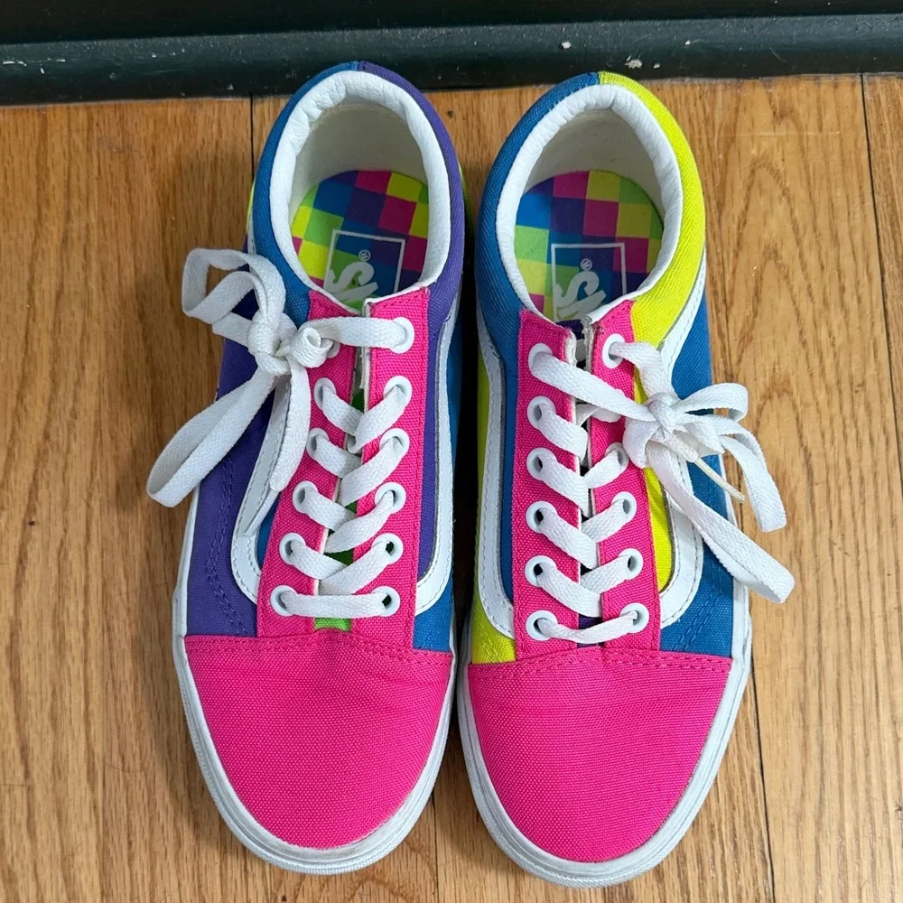 Colorful Vans - Picture 2 of 5